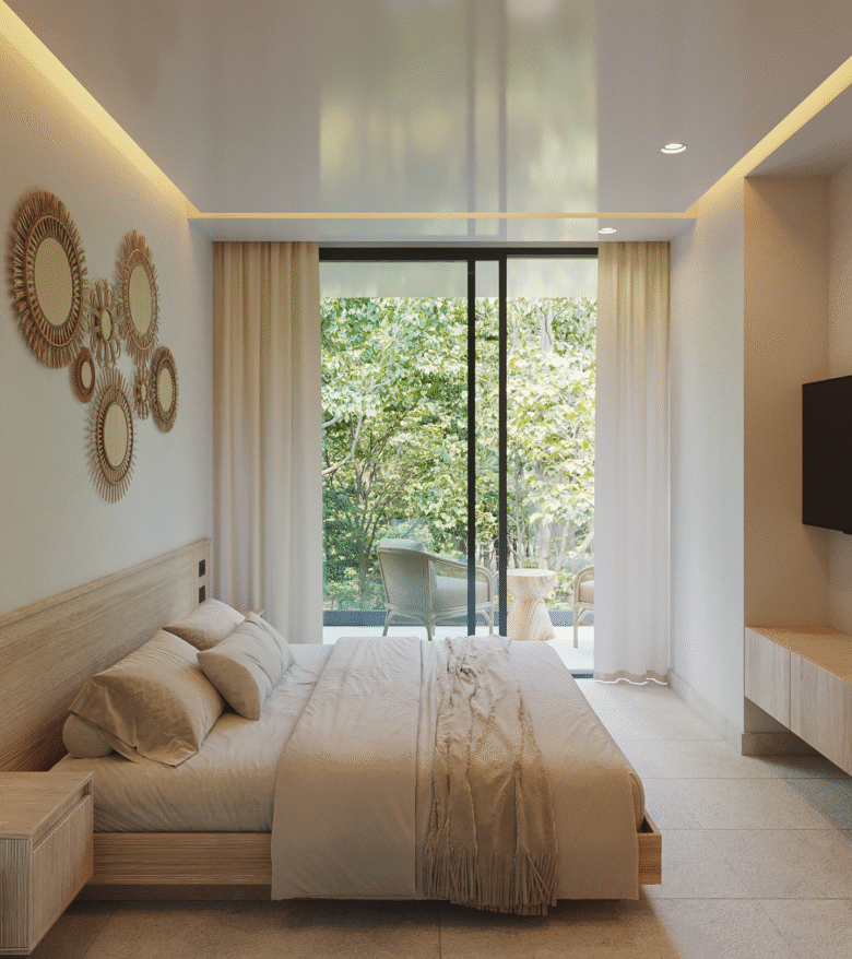 Habitación de Macondo Tulum con cama king size, decoración natural en tonos beige, espejos artesanales, ventanales amplios y terraza con vista a la selva, dentro de los departamentos en venta en Tulum.